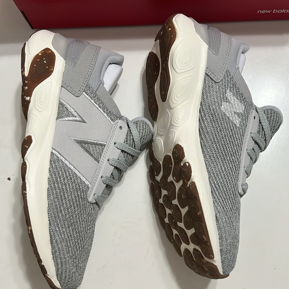 Women’s New Balance Fresh Foam X1440 Size 8 Grey Beige - Picture 3 of 13